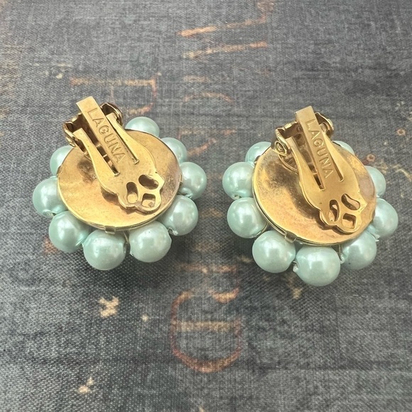 Vintage Signed Laguna Earrings Late 50s/ Early 60s. Blue AB - Picture 2 of 4